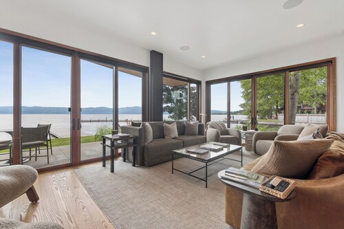 Lakeside Retreat with Firepit and Boat Dock