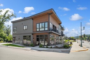Exterior - Pet-Friendly Condo in the Heart of Downtown Whitefish! (Whitefish)