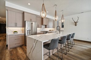 Fridge, microwave, oven, stovetop - Book for Winter! Condo at Eagle Lake! Hot Tub! Close to Downtown! (Whitefish)