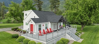 Lake Blaine Home with Mountain Views, Just Minutes to Glacier!