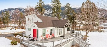 Lake Blaine Home with Mountain Views, Just Minutes to Glacier!