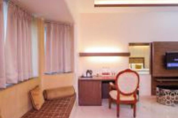 Superior Room | Premium bedding, minibar, desk, blackout drapes