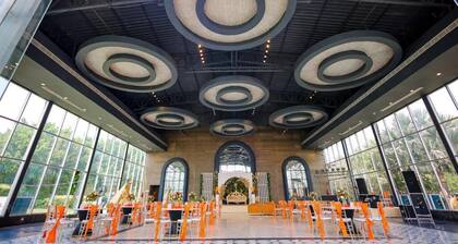 Tivoli Heritage Palace