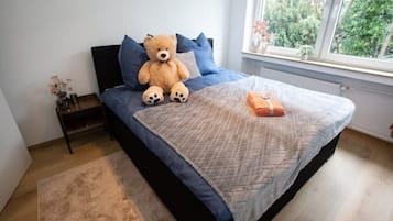 3 bedrooms, free WiFi, bed sheets