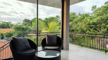 Deluxe Double Room, Garden View | Garden view