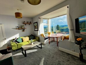 Smart TV, fireplace, books - Picturesque Luxury Retreat near Bakewell (Over Haddon)