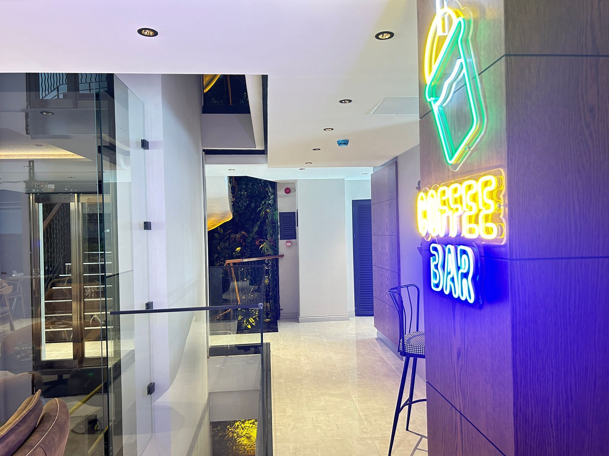Photo - Sam Hotel