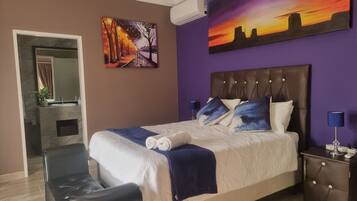 Kamar Mewah | 1 kamar tidur, selimut bulu angsa, minibar, dan brankas