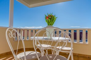 Apartment (A2) | Balcony