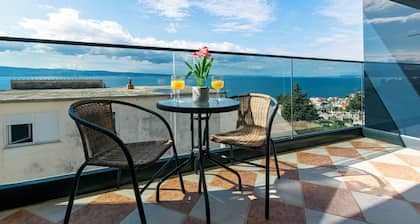 Apartments Villa Milas With Pool