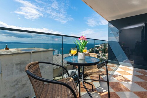 Apartments Villa Milas With Pool