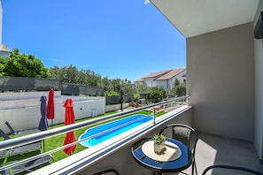 Apartment (A4) | Balcony - Apartments Neli (Okrug)