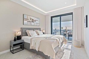 2 bedrooms, iron/ironing board, WiFi, bed sheets - Santa Clara Sea View (Marbella)