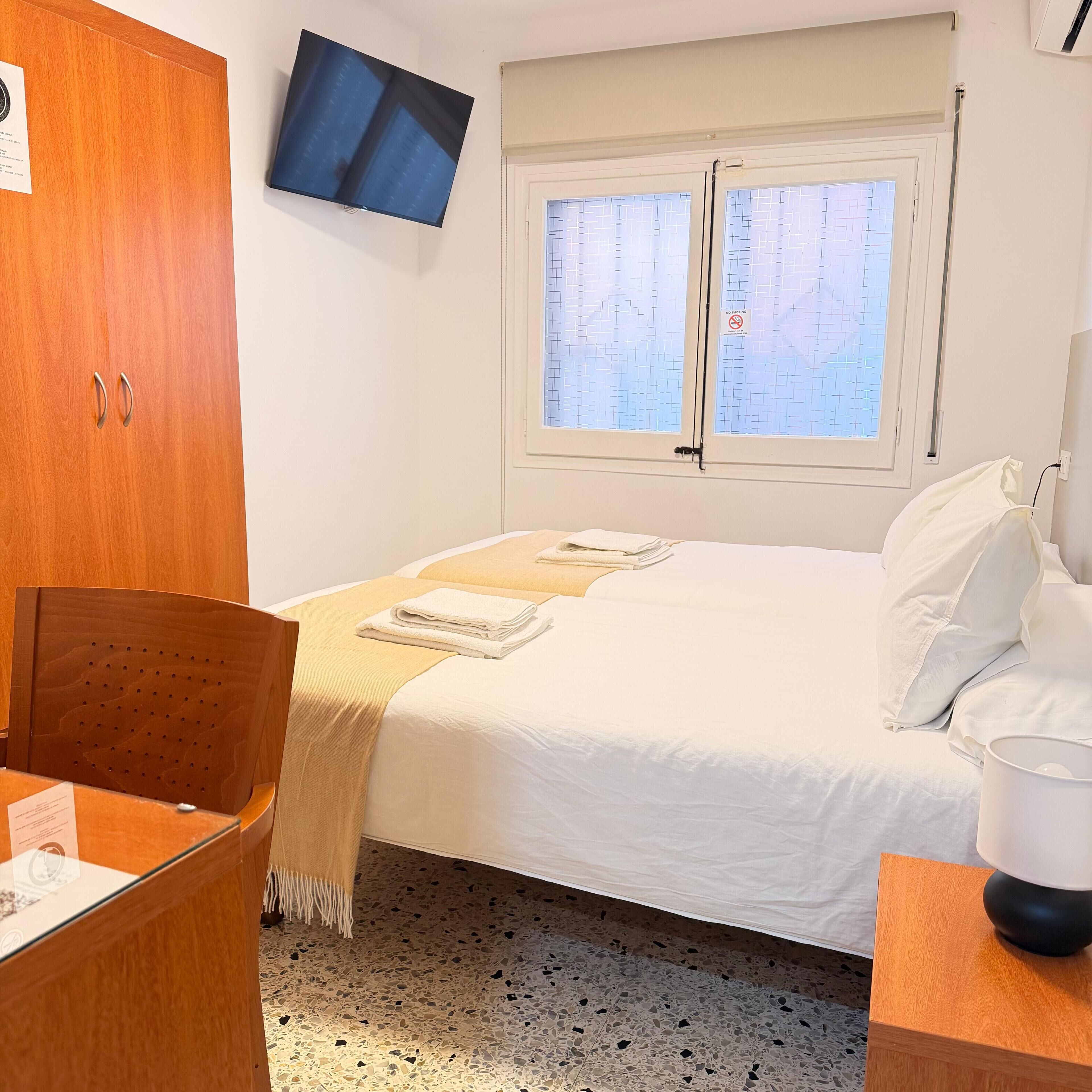 Economy Double Room | In-room safe, desk, laptop workspace, free WiFi