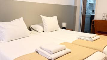 Economy Double Room | In-room safe, desk, laptop workspace, free WiFi