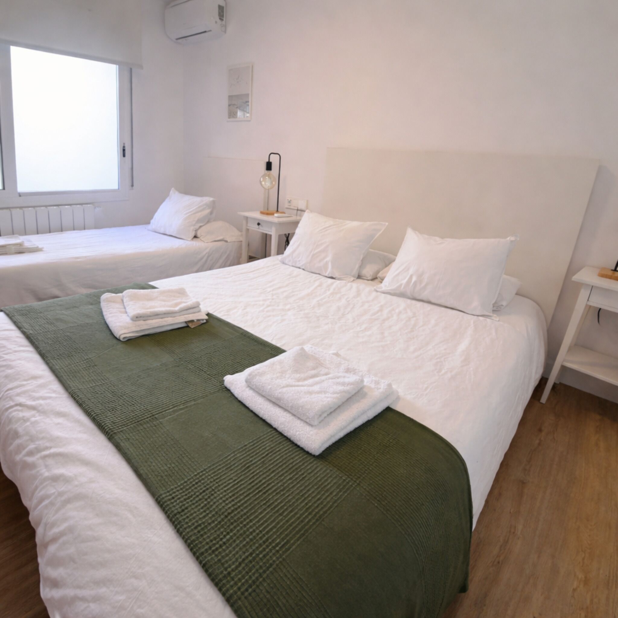 Photo - Molí de Mar Hostal - Check-in autónomo 24 h