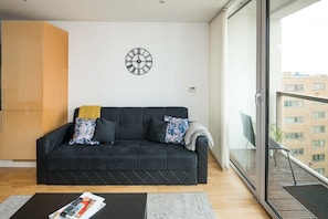 Apartment | Living area - Immaculate 1-bed 1-bath Apartment in London Area (London)