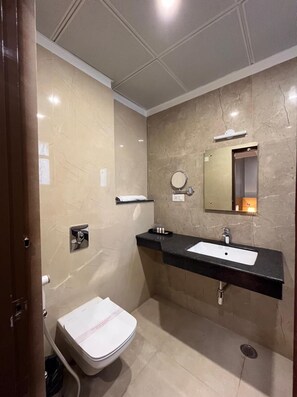 Hair dryer, slippers - Hotel Sarvin (Lucknow)