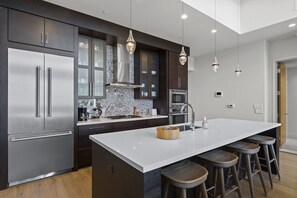 Fridge, microwave, oven, stovetop - Appreciate this exclusive private penthouse located on Lake Tahoe's North Shore (Crystal Bay)