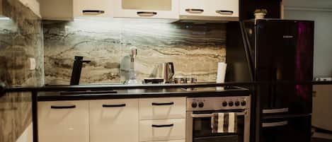 Fridge, oven