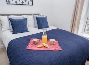 Apartment | 1 bedroom, iron/ironing board, free WiFi, bed sheets - Beautiful 1-bed Apartment in Peterborough (Peterborough)