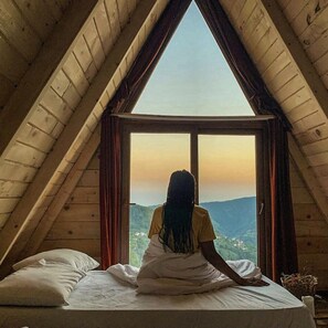 Ropa de cama de alta calidad, colchones Select Comfort y minibar