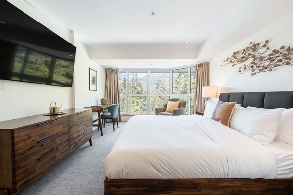 1 Schlafzimmer, Schreibtisch, Bügeleisen/Bügelbrett, Reisekinderbett