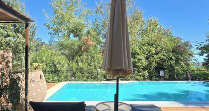 Okeanis Apartments & Suites Adults Only
