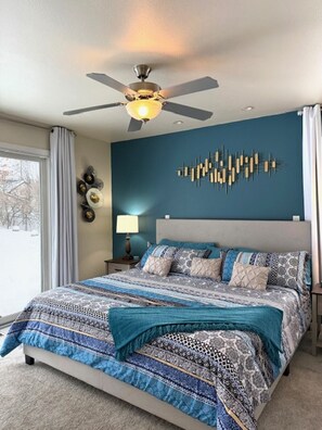 4 habitaciones, escritorio, wifi y ropa de cama 