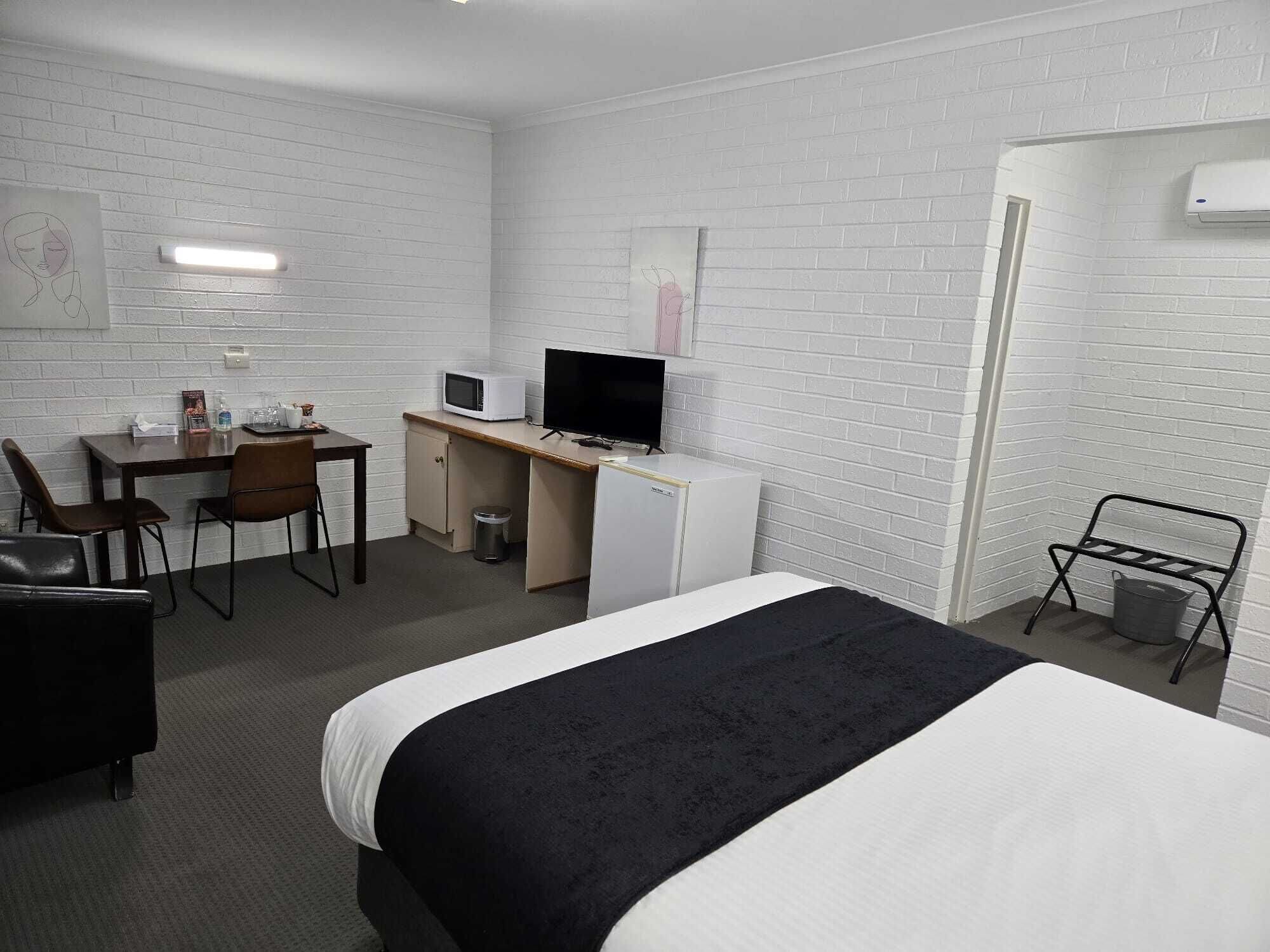 Exclusive Room, Courtyard View