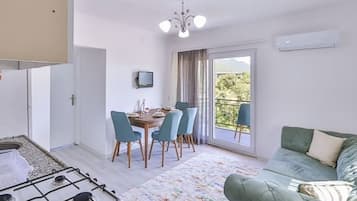 Apartamento clássico | 1 quarto, escrivaninha, quartos à prova de som