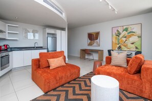 Apartment, 1 Bedroom | Living area