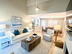 Smart TV, fireplace, stereo