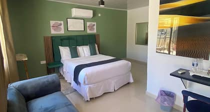 Dikukama Hotel