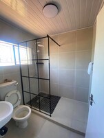 Decoración personalizada, muebles diferentes y escritorio 
