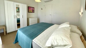 Ảnh chưa phân loại, 2 trong số 22 ảnh, nút