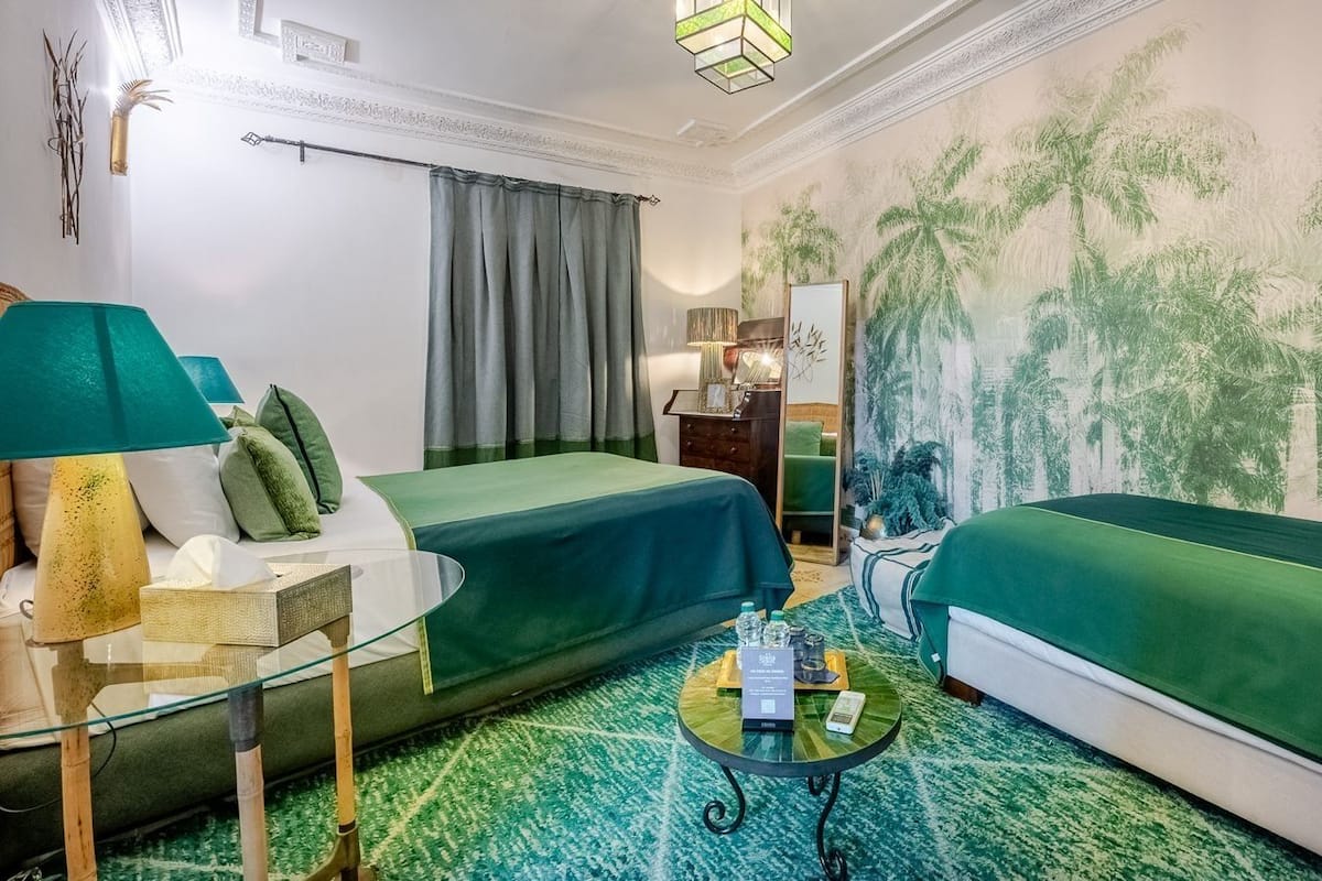 Suíte com design assinado, banheiro privativo | 1 quarto, roupas de cama premium, cofres nos quartos, cortinas blackout