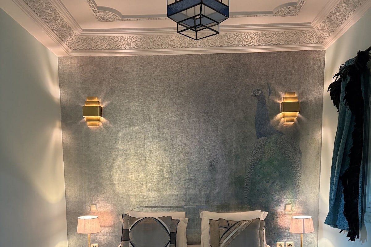 Superior Double Room, Private Bathroom | 1 bedroom, premium bedding, in-room safe, blackout drapes