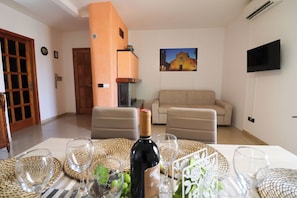 House, 2 Bedrooms, Smoking, Balcony | Living area - Calipso's Home in Otranto (Otranto)