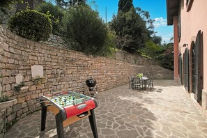 Family Villa, Multiple Bedrooms, Lakeside (Villa Schlosser Lake Front & Private) | Outdoor dining - Villa Schlosser Lake Front & Private Pool (Malcesine)