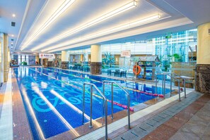 Pool - Howard Johnson Junhe Hot Springs Resort Beijing (Shunyi)