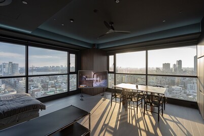 Beautiful Han River view, Luxury Seoul Stay 