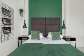 1 soverom, strykejern/-brett, reiseseng for barn og wi-fi