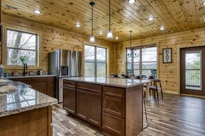 Fridge, microwave, oven, stovetop - NEW 4 BED POOL CABIN! (Sevierville)