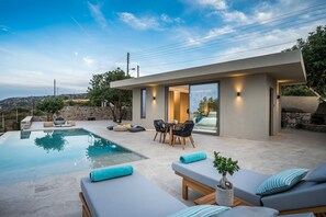 Pool - Serenity Open Plan Suite Sea View with Private Pool (Koutouloufari)