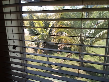 内装. High-set Queenslander in Kuttabul - sugarcane & mountain views (pets welcome),