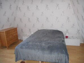 3 Schlafzimmer, Bügeleisen/Bügelbrett, Reisekinderbett, kostenloses WLAN
