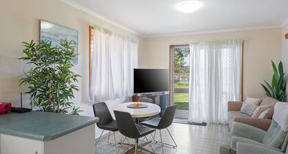 Tides: 1 BR, 1 BA Apartment in Evans Head, Sleeps 4