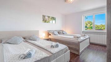 Family Apartment, 2 Bedrooms, 2 Bathrooms, Mountainside (Serene Retreat Apartment St. Anton) | 1 bedroom, WiFi