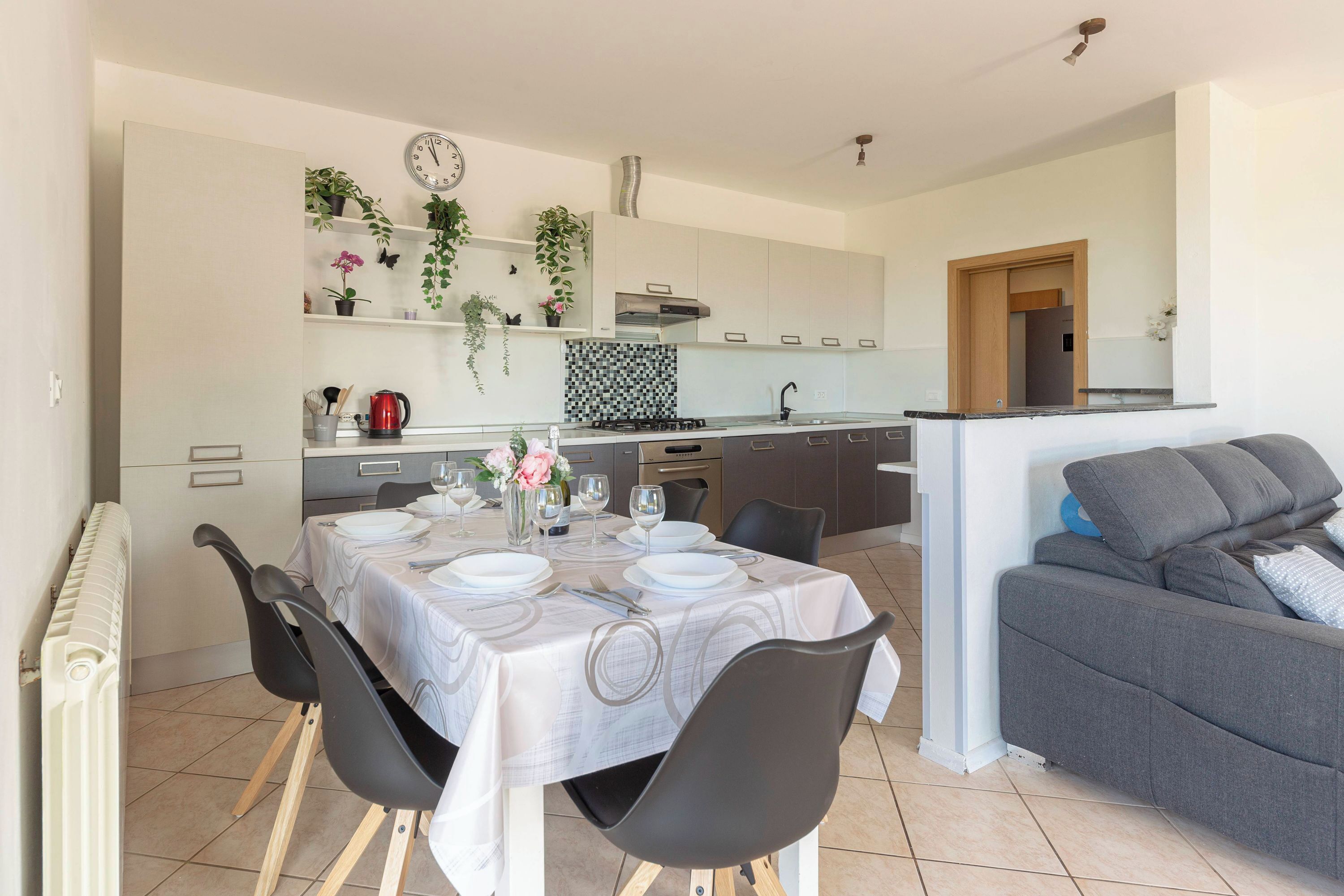 Honeymoon Apartment, Multiple Bedrooms, Mountainside (Serene Retreat Apartment Martin) | Living area | 21-inch flat-screen TV with digital channels, TV